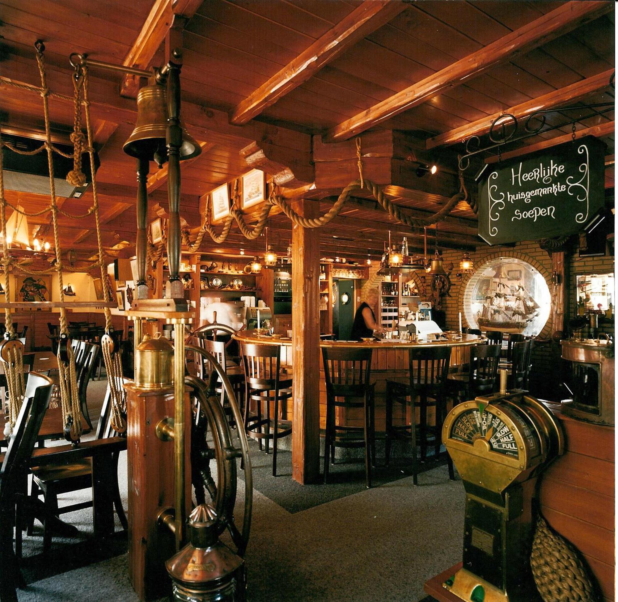 海盗餐厅酒店 弗劳温普尔德 外观 照片